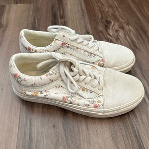 Vans Old Skool lace up floral marshmallow